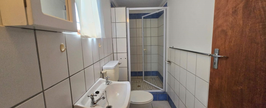 4 Bedroom Property for Sale in Gansbaai Central Western Cape